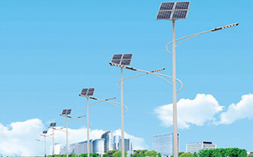 北方冬季头屯河太阳能路灯的保养要点