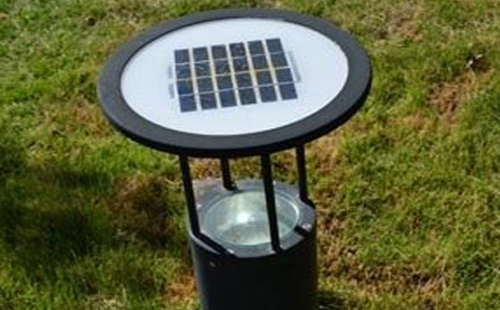 别墅庭院氛围营造：头屯河草坪灯选型与布光技巧