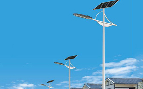 头屯河太阳能路灯安装步骤与接线要点解析